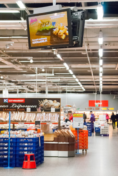 Digital screen in Citymarket (KCM-TV)